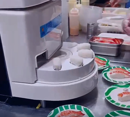 冲压式饭团机的操作指导